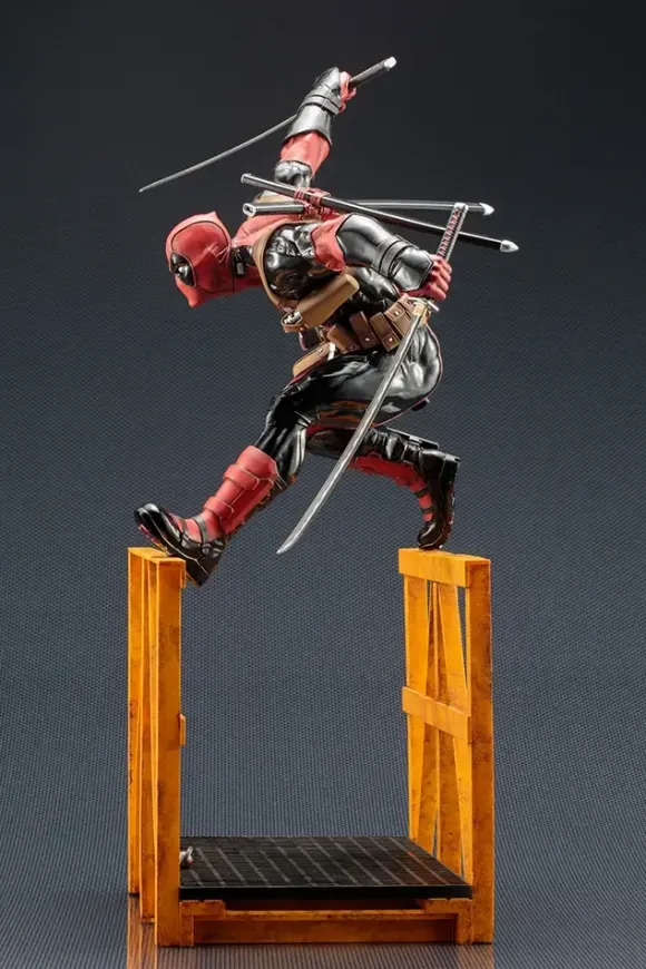 1/6 Marvel Now! Artfx Super Deadpool 2017 PVC