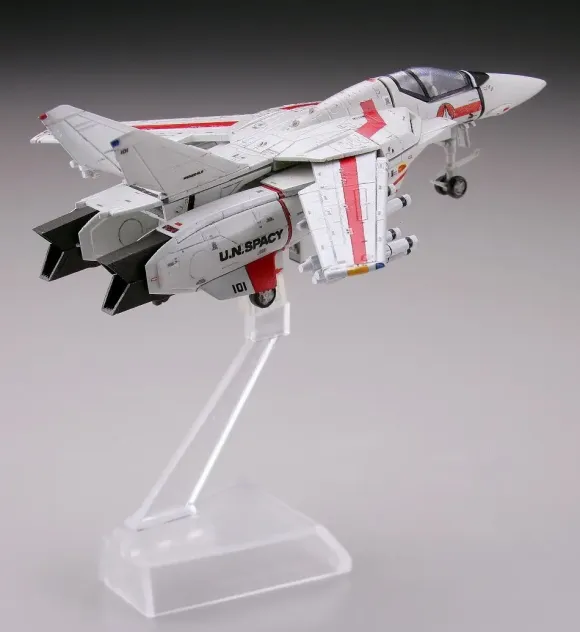 1/144 MCR07 VF-1J Fighter