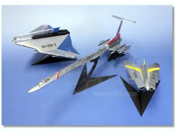 Ultra Hawk 001